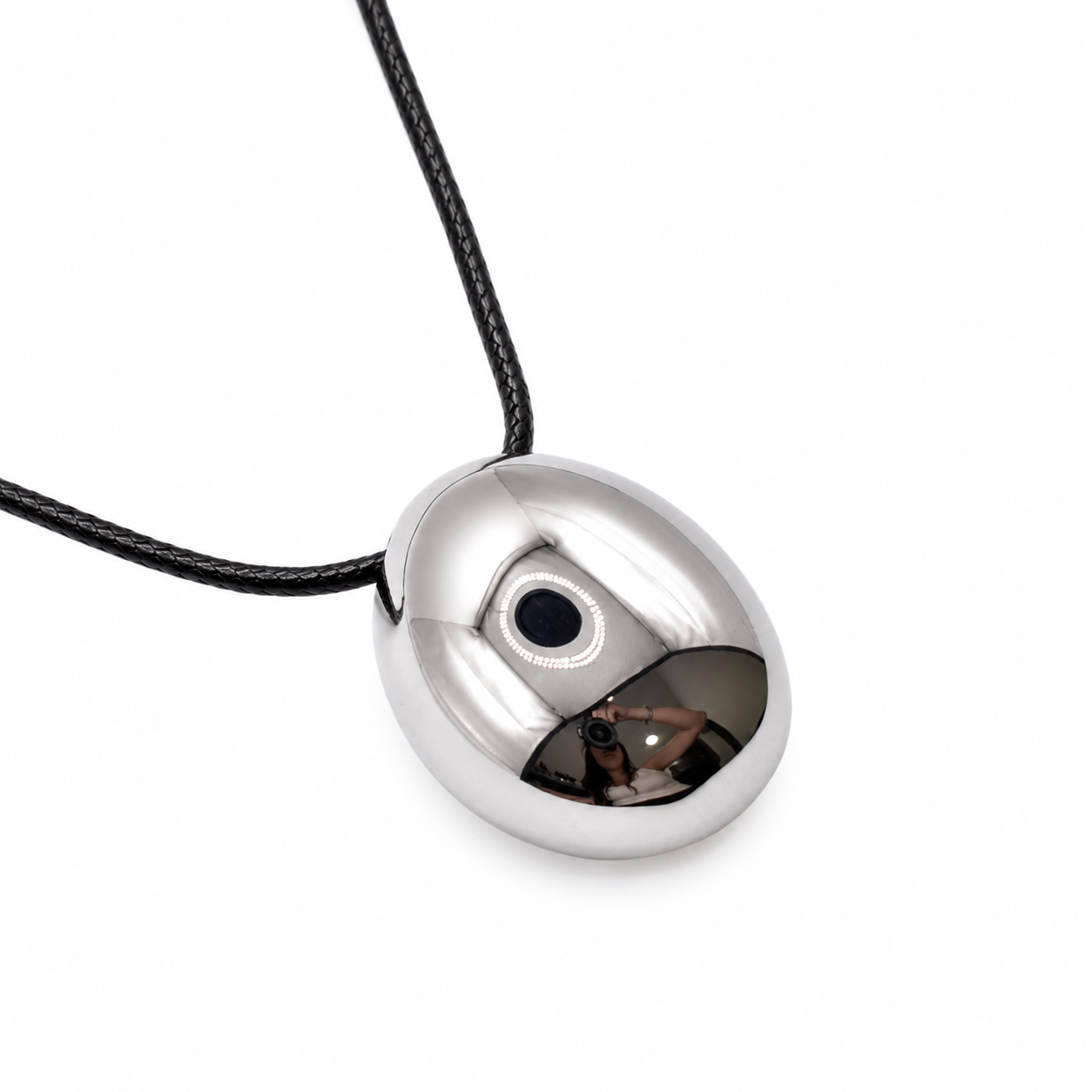 ABBIE NECKLACE