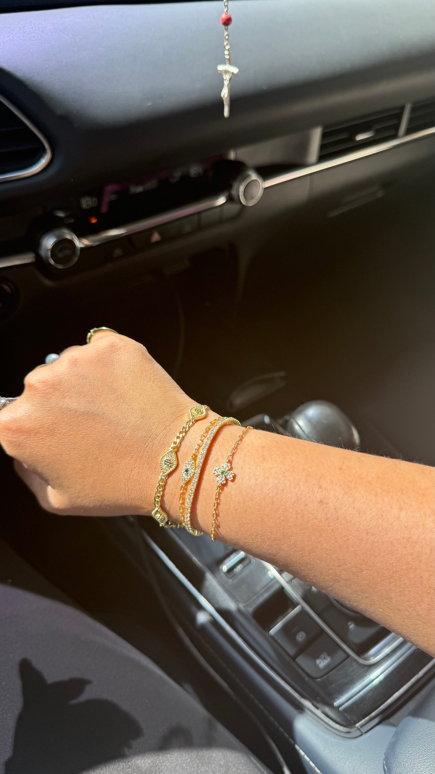 AURA TENNIS BRACELET