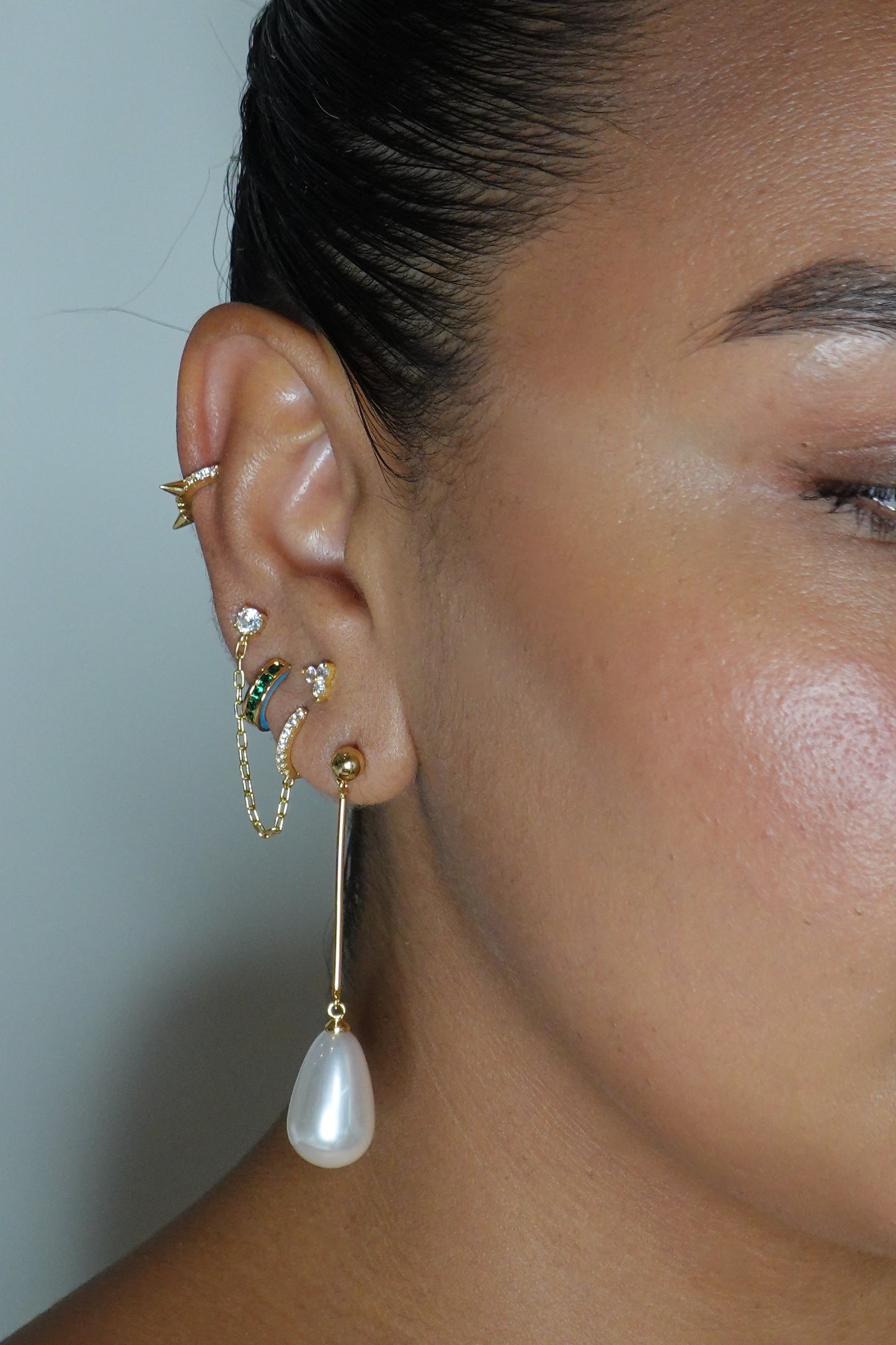 ISABELLA PEARL EARRING