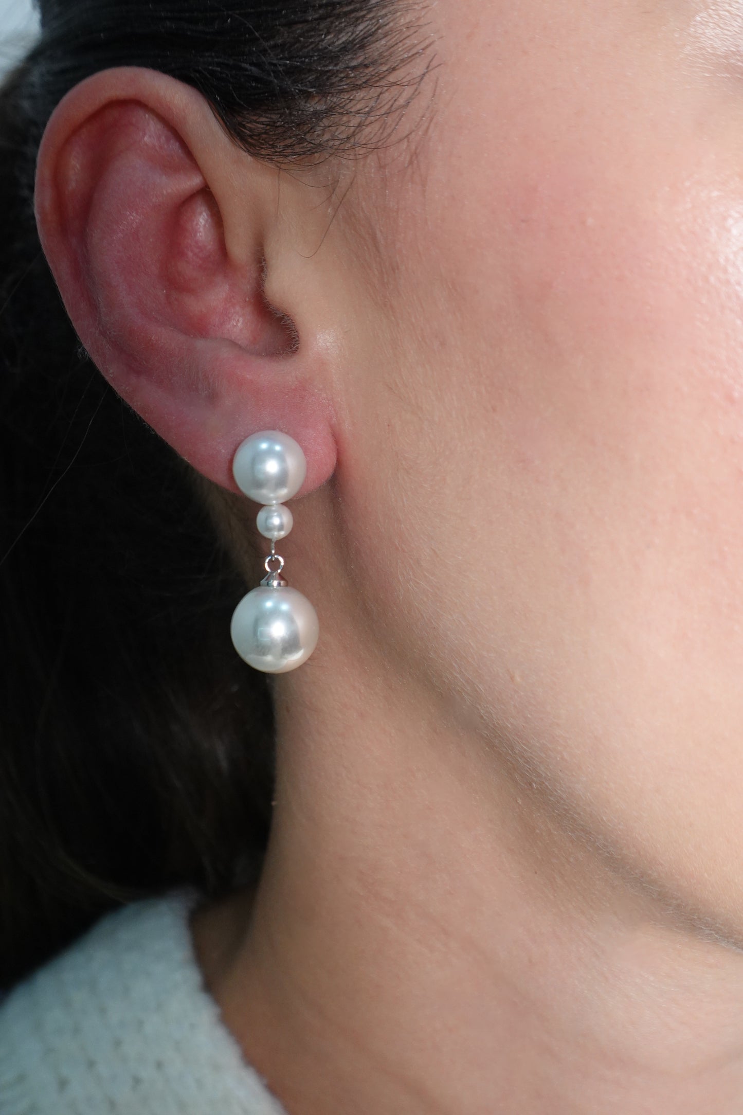 DANIELA PEARL EARRINGS