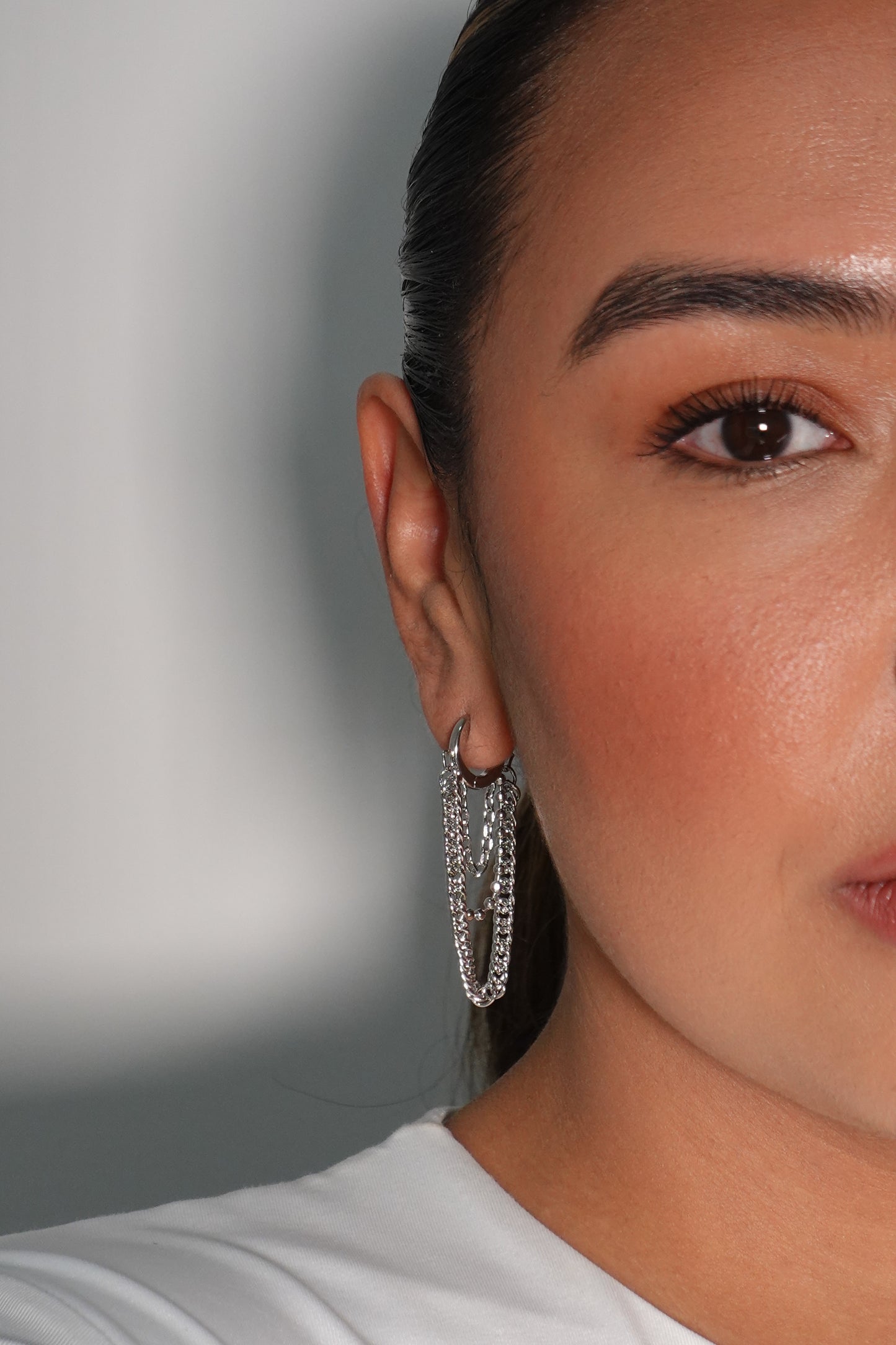 KIM DROP EARRING